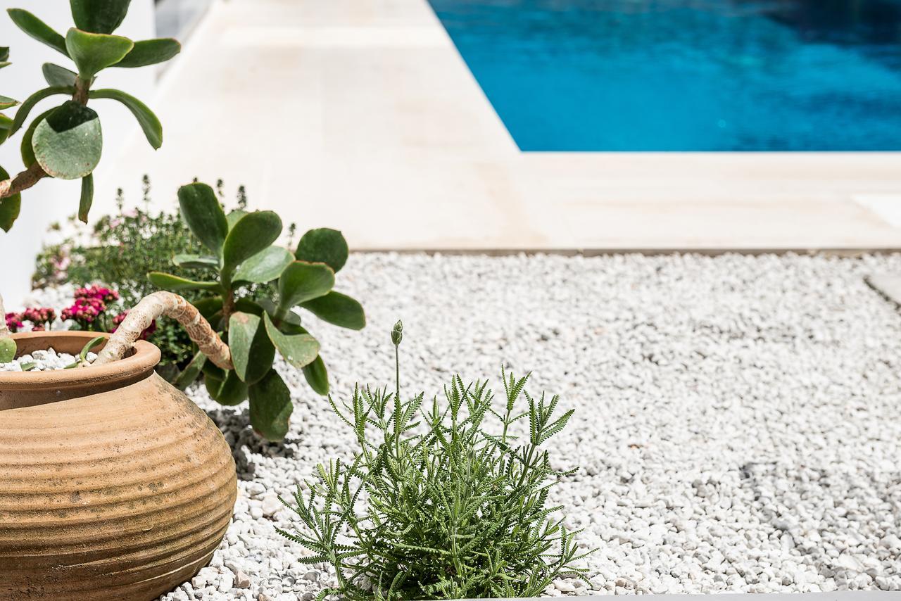 Fos Villa, A Luxe House With Private Heated Pool Galatás Eksteriør bilde