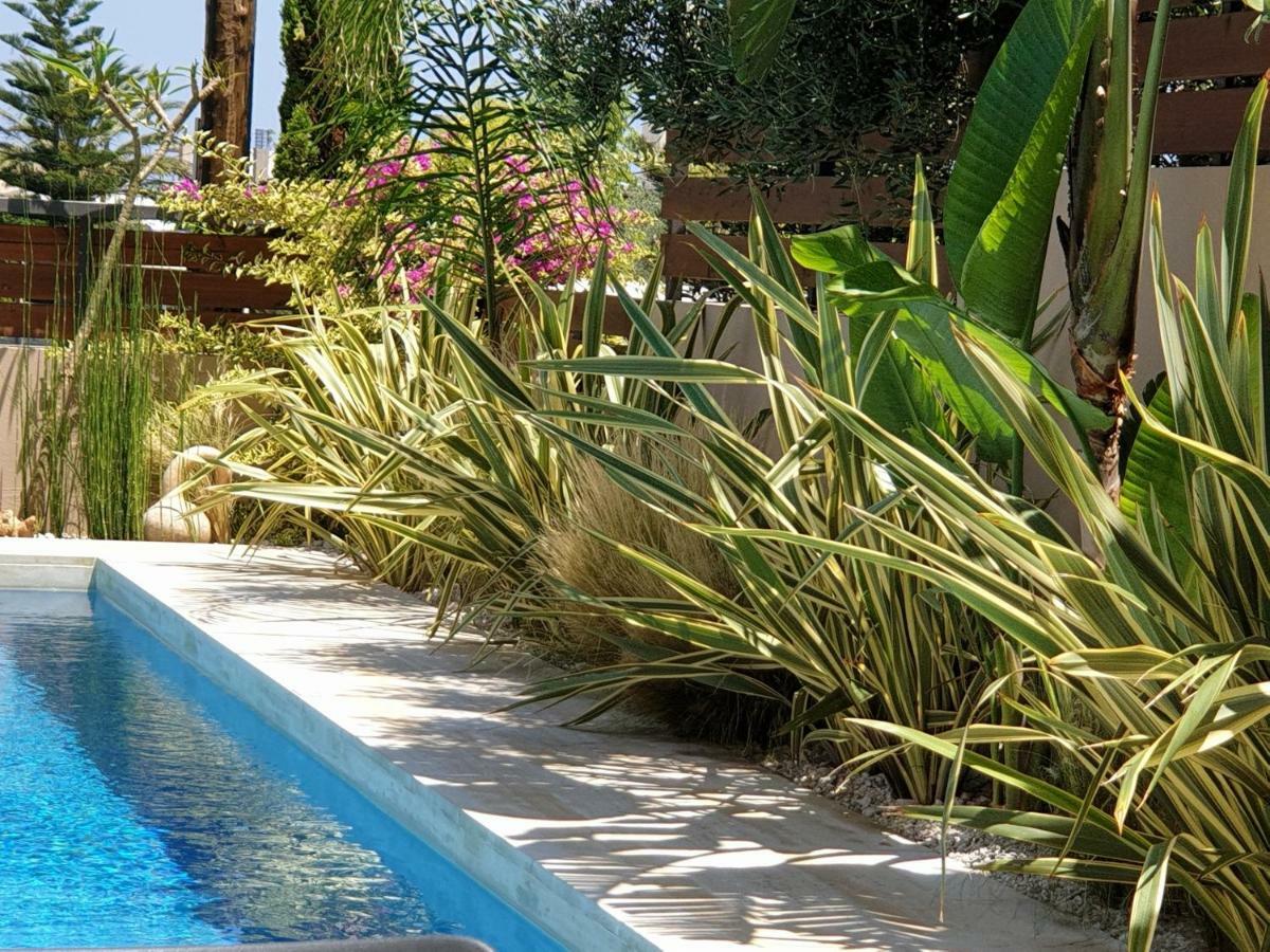 Fos Villa, A Luxe House With Private Heated Pool Galatás Eksteriør bilde